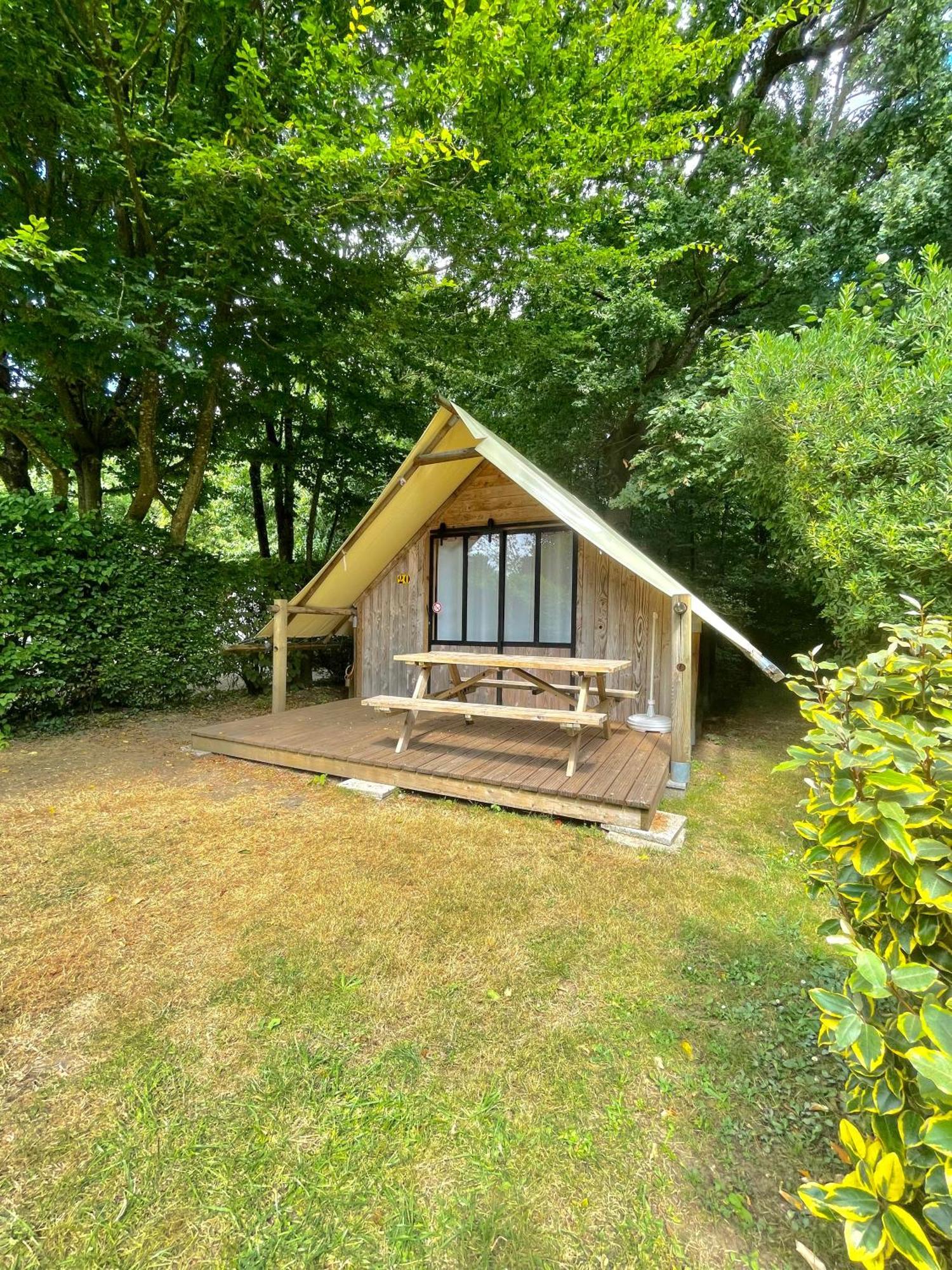Camping Le Rouge Gorge **** 10' Puy Du Fou Saint-Laurent-sur-Sevre Ngoại thất bức ảnh