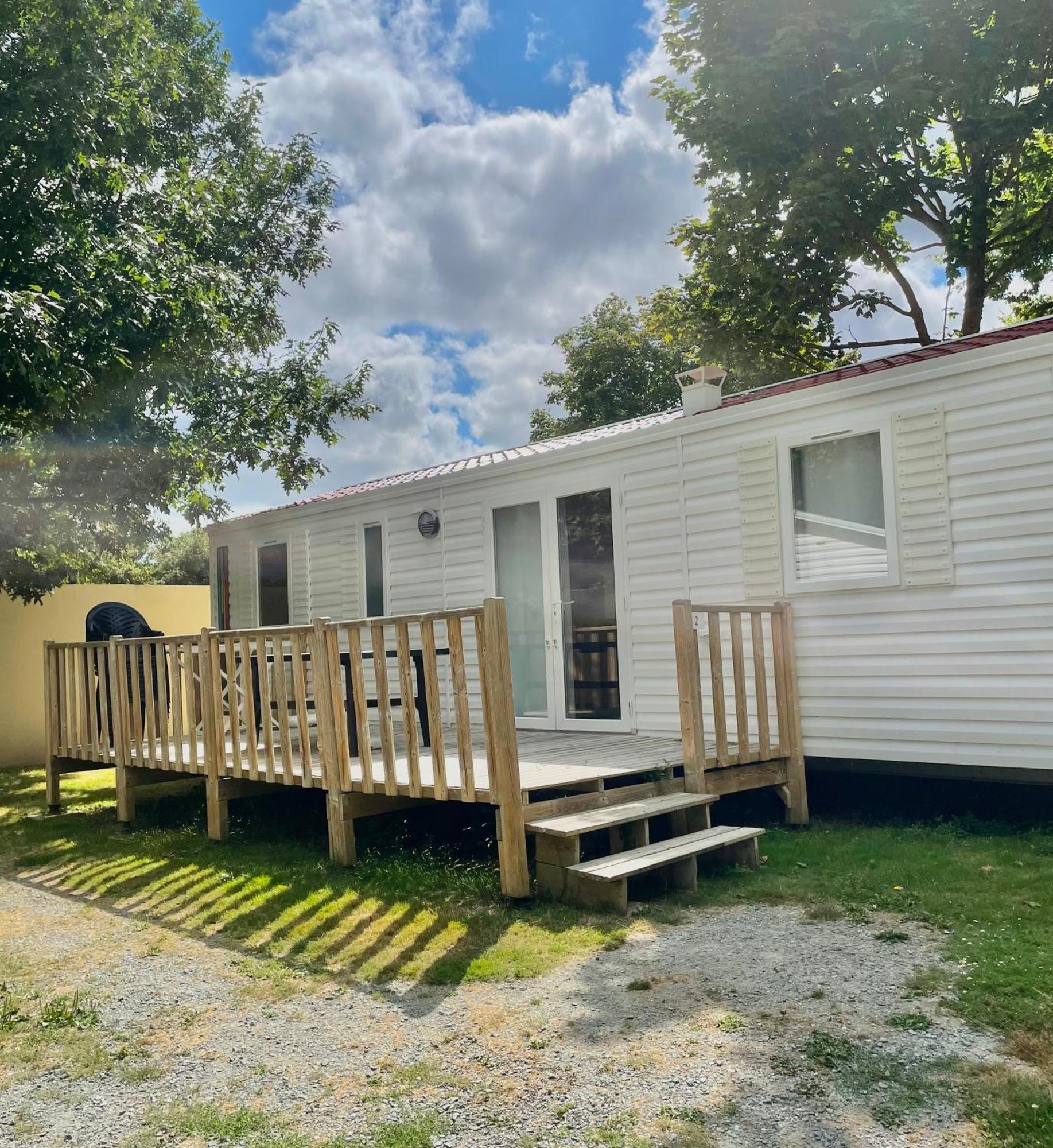 Camping Le Rouge Gorge **** 10' Puy Du Fou Saint-Laurent-sur-Sevre Ngoại thất bức ảnh