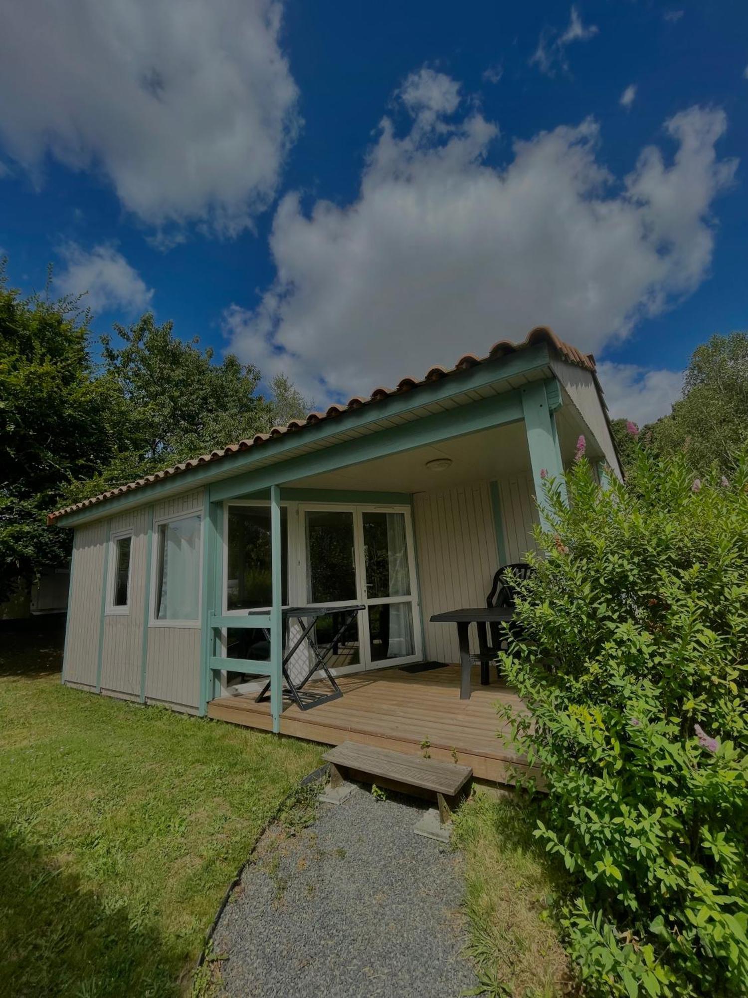 Camping Le Rouge Gorge **** 10' Puy Du Fou Saint-Laurent-sur-Sevre Ngoại thất bức ảnh